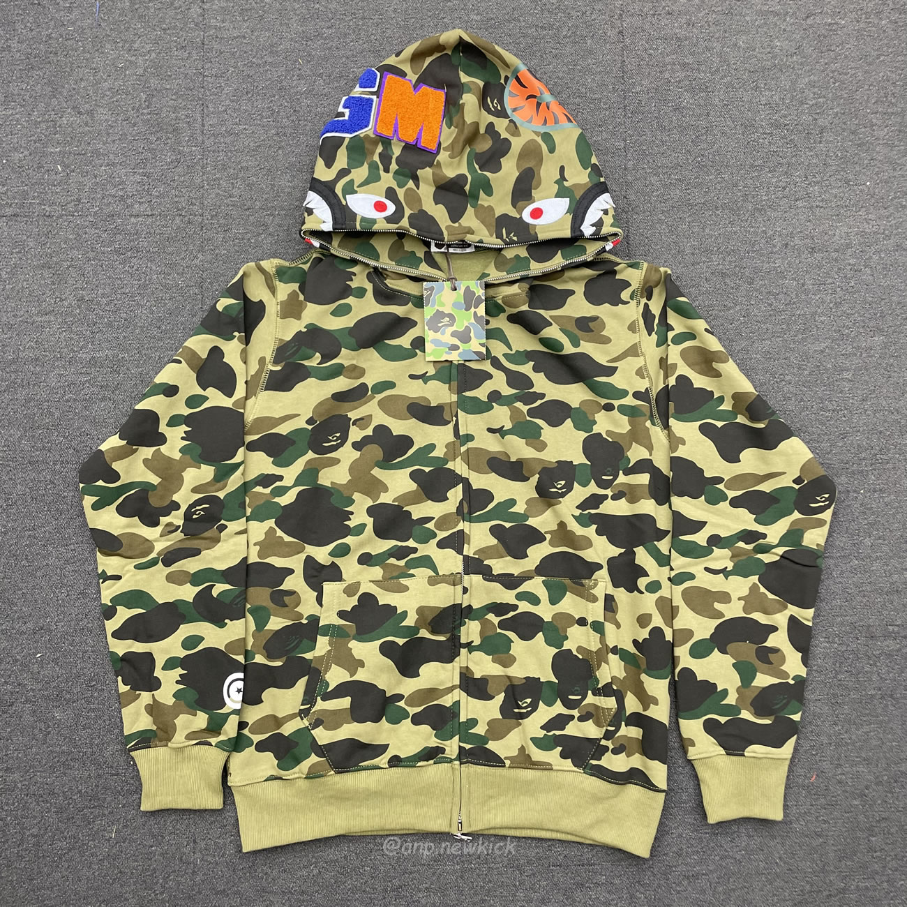 Bape Ladies 1st Camo Boa Shark Hoodie Green (4) - newkick.app